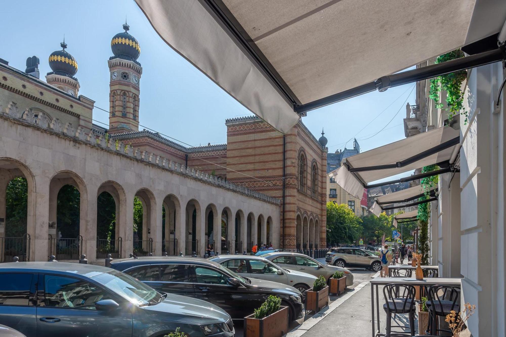 Ultra Central Luxury Budapeste Exterior foto