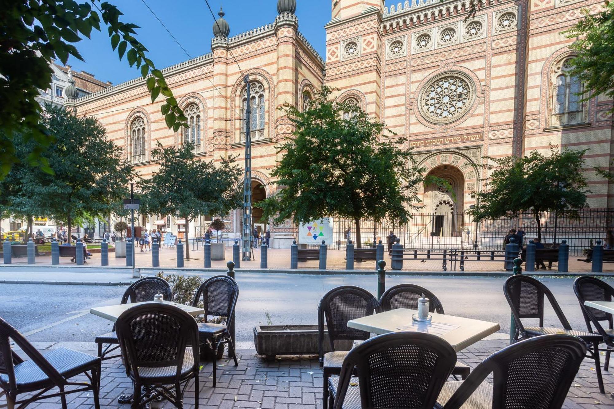 Ultra Central Luxury Budapeste Exterior foto