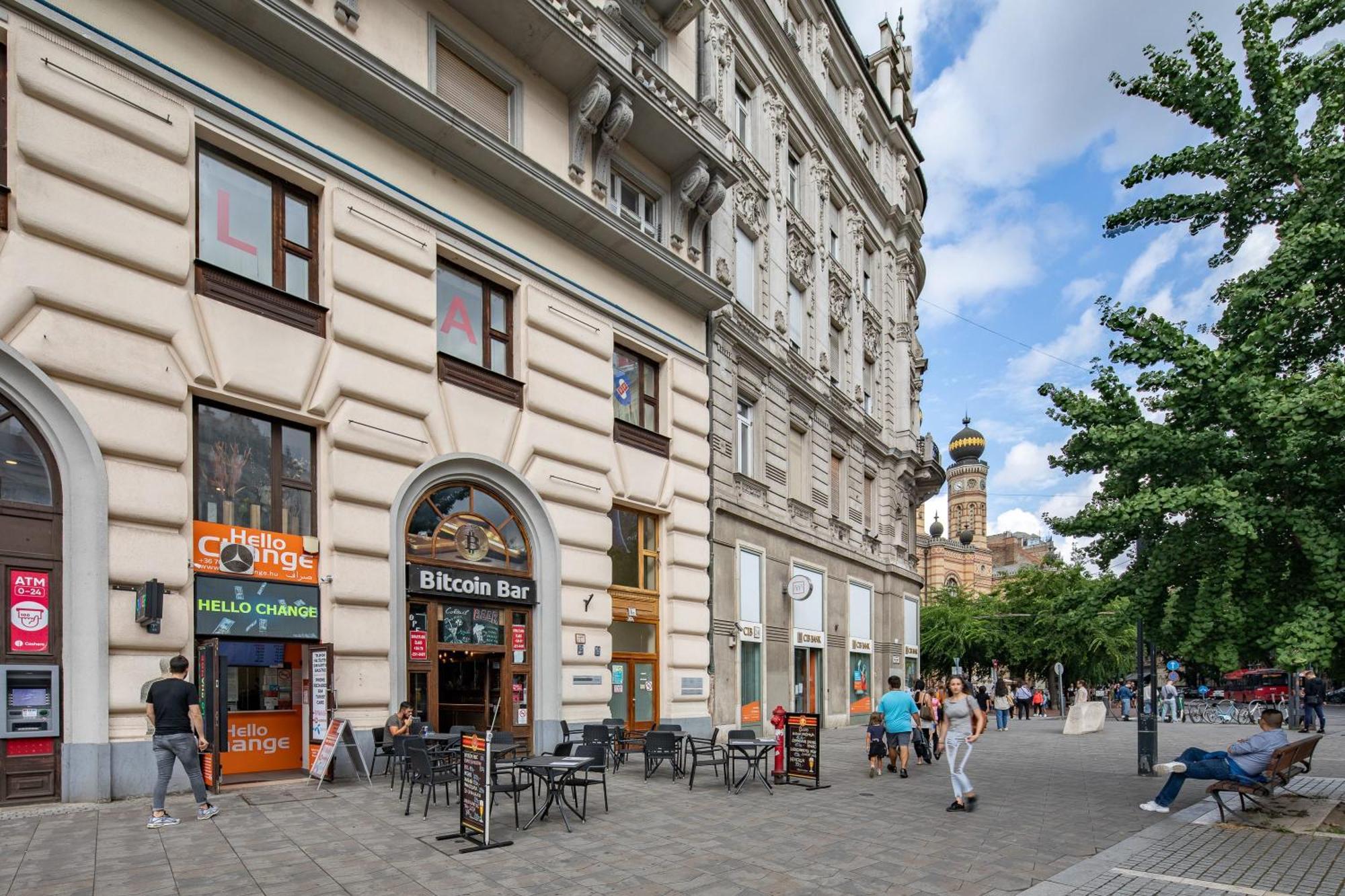 Ultra Central Luxury Budapeste Exterior foto